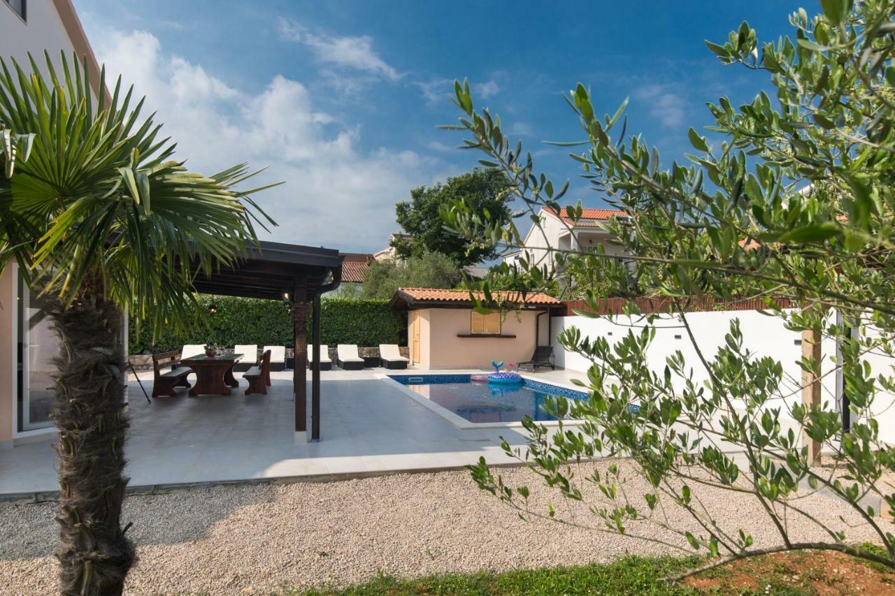 Villa Tereza Malinska Exterior foto